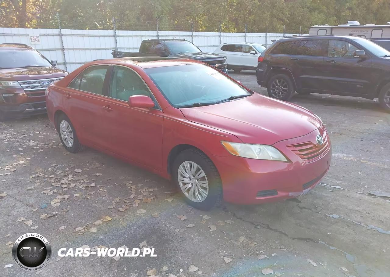 2009 Toyota Camry Le – zdjęcie 1 z 11