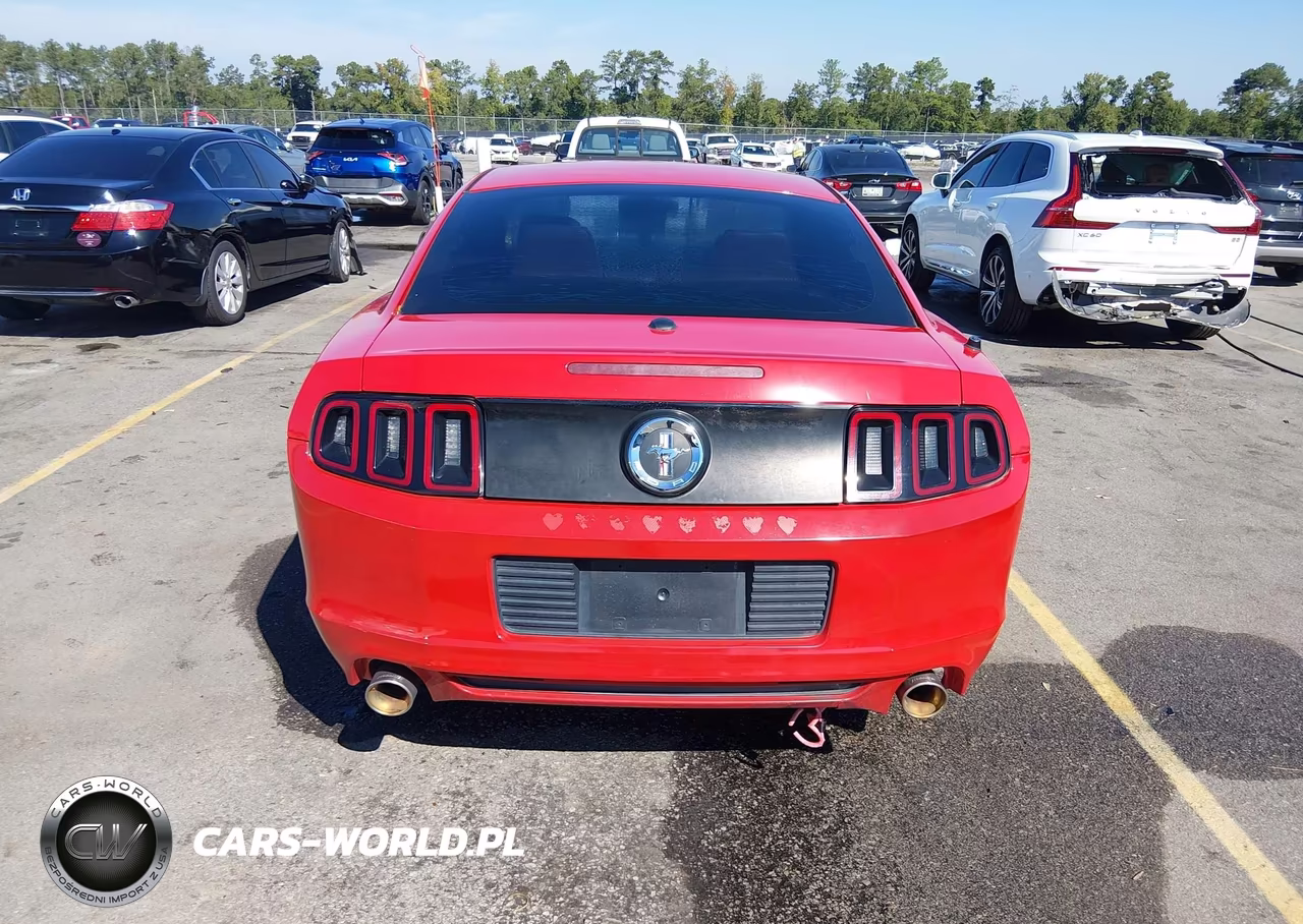 2014 Ford Mustang V6 Premium VIN:1ZVBP8AM9E5207370 - 16