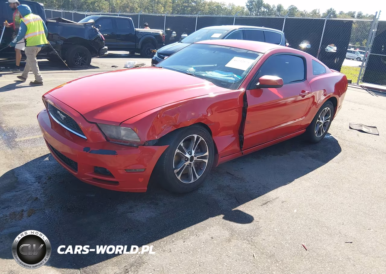 2014 Ford Mustang V6 Premium VIN:1ZVBP8AM9E5207370 - 2