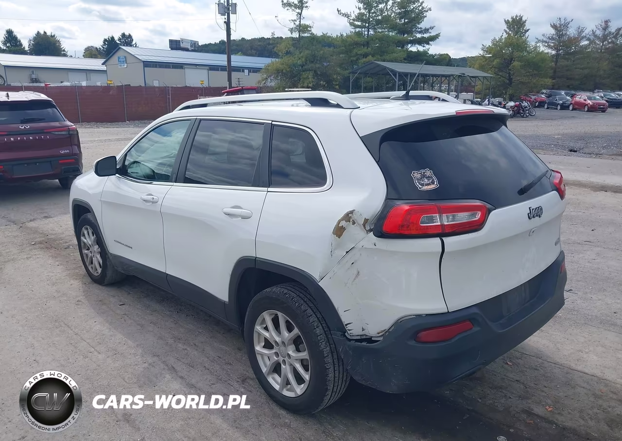 2015 Jeep Cherokee Latitude VIN:1C4PJLCB4FW683613 - 6