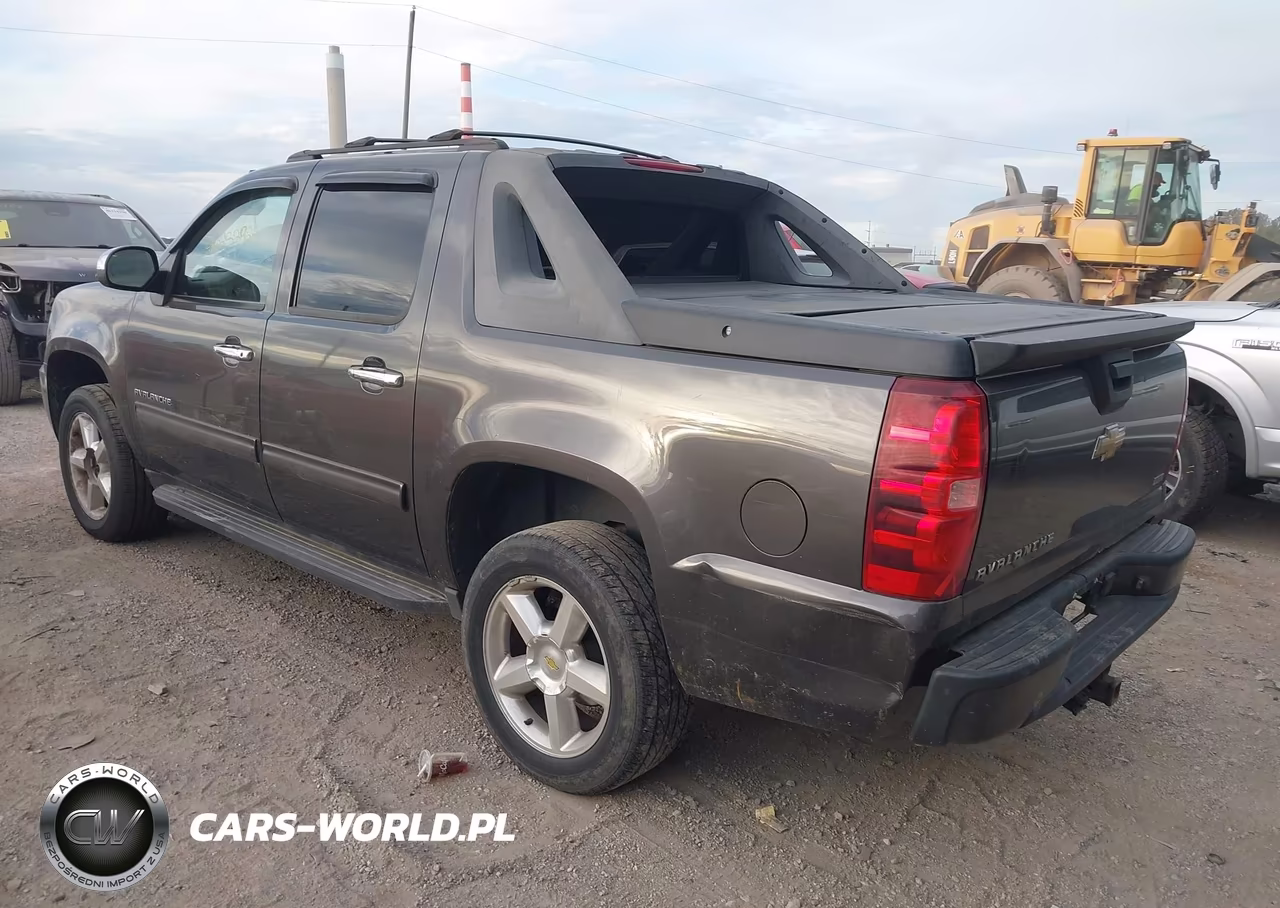 2011 Chevrolet Avalanche 1500 Ls VIN:3GNTKEE37BG255547 - 3