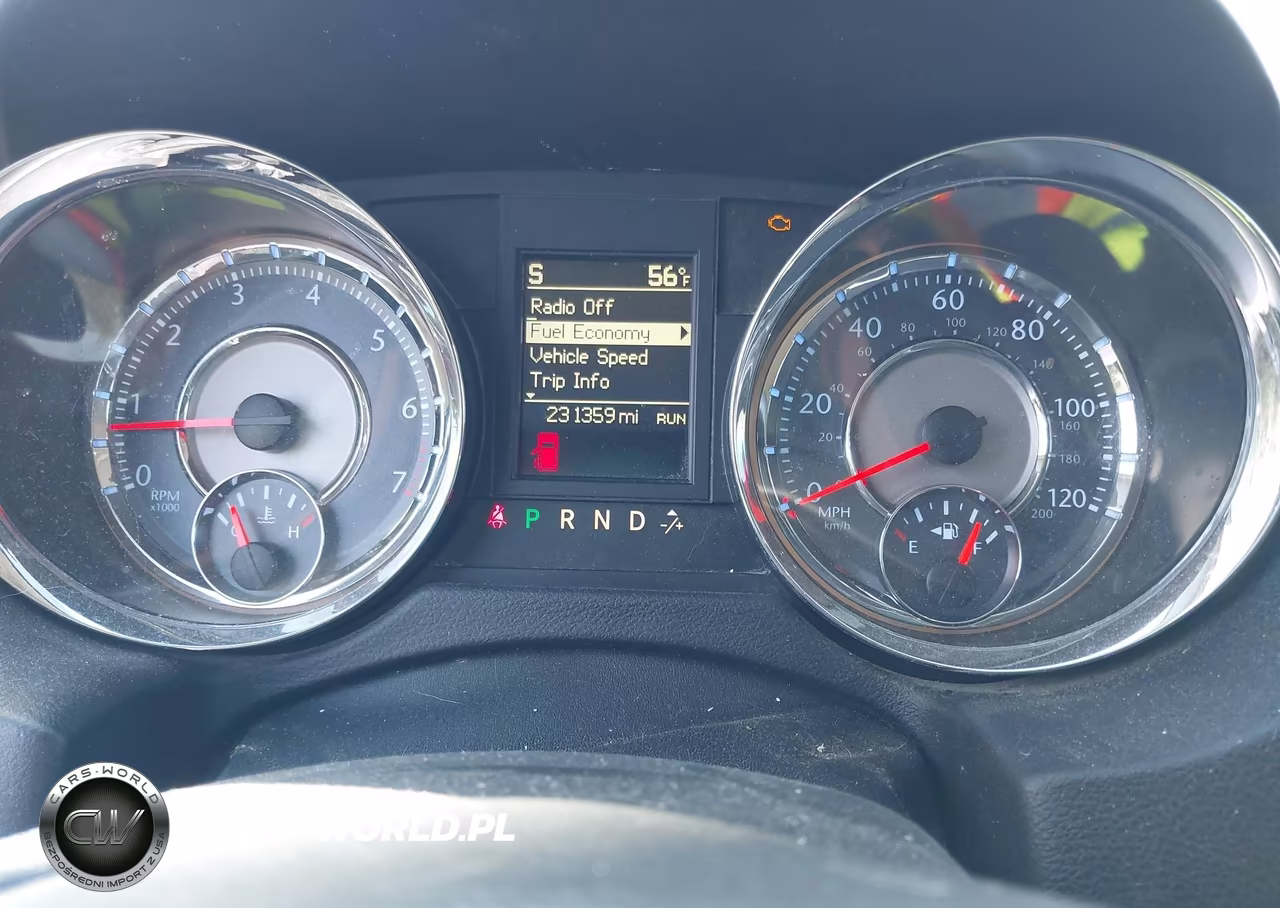 2016 Chrysler Town & Country Touring VIN:2C4RC1BG4GR112895 - 7