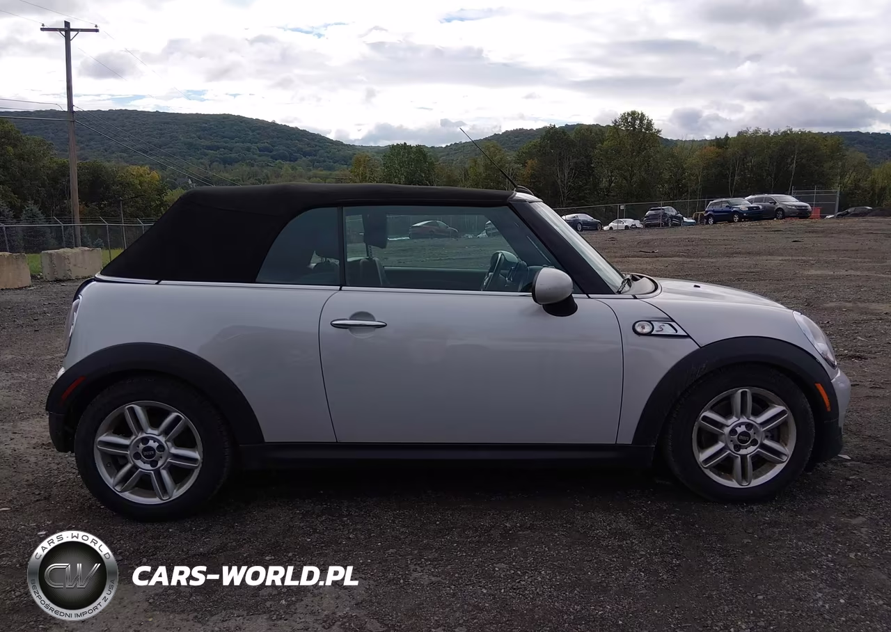 2013 Mini Convertible Cooper S VIN:WMWZP3C53DT550936 - 13