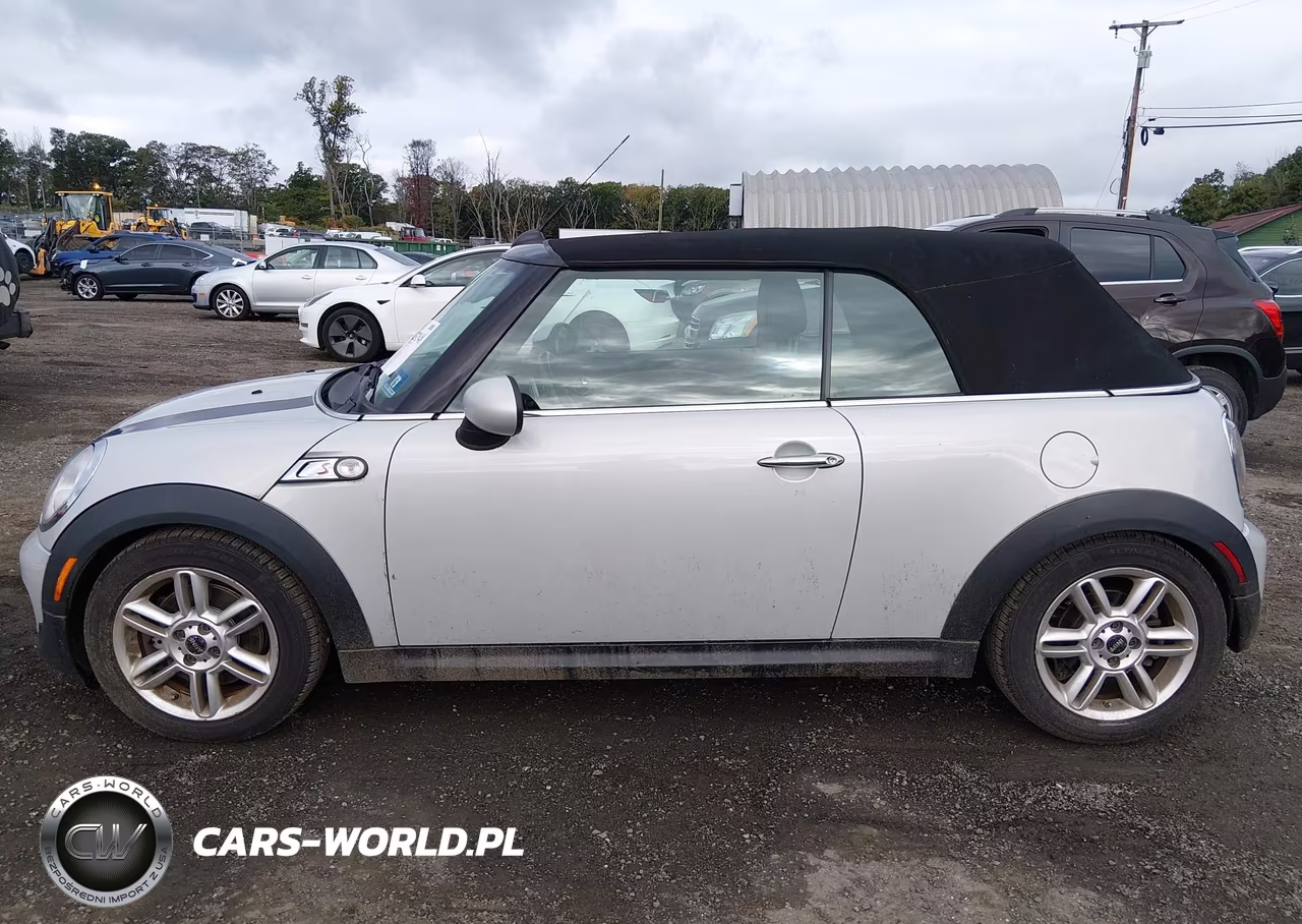 2013 Mini Convertible Cooper S VIN:WMWZP3C53DT550936 - 14