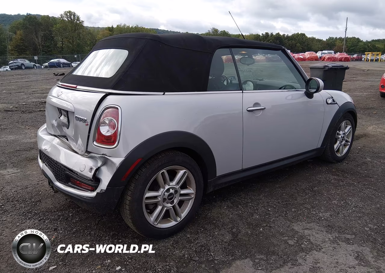 2013 Mini Convertible Cooper S VIN:WMWZP3C53DT550936 - 4