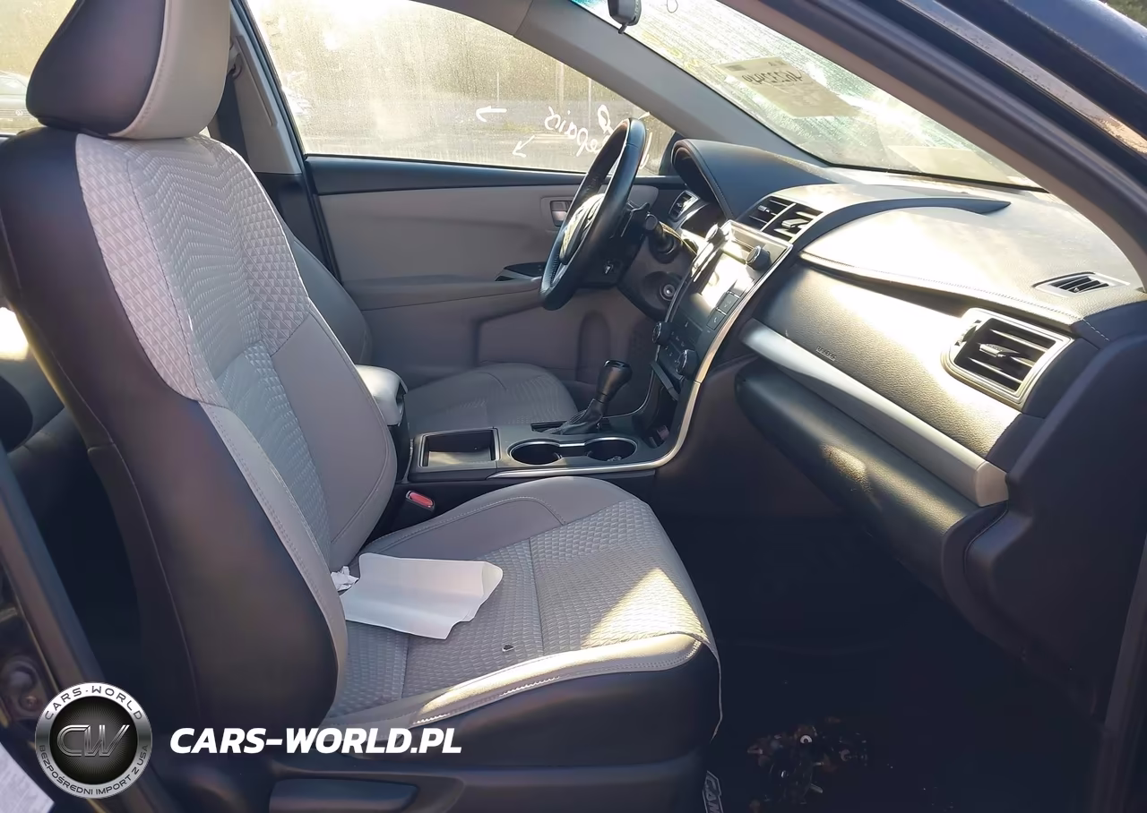 2015 Toyota Camry Se VIN:4T1BF1FKXFU482799 - 5