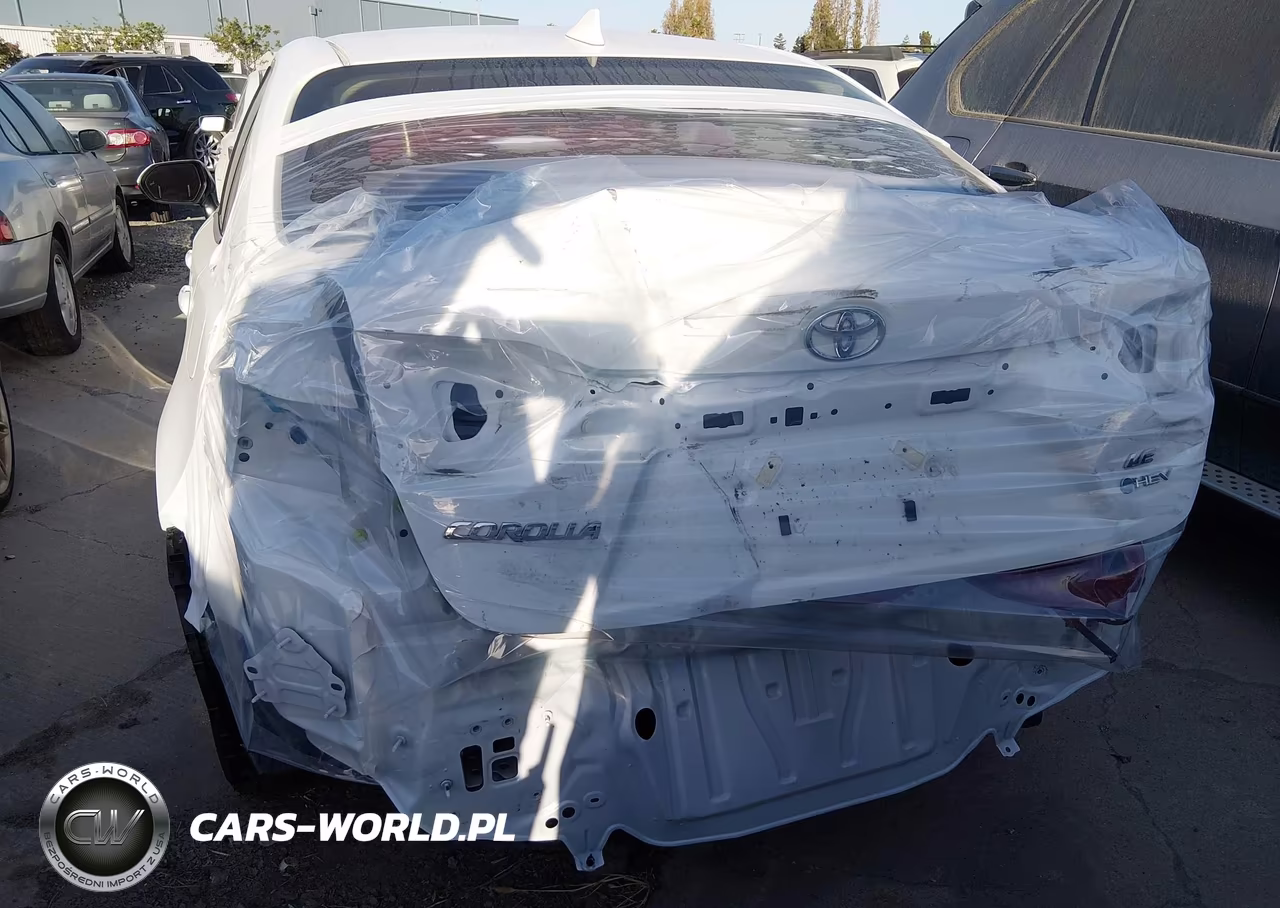 2026 Toyota Corolla Hybrid Hybrid Le VIN:JTDBCMFE8T3139659 - 17