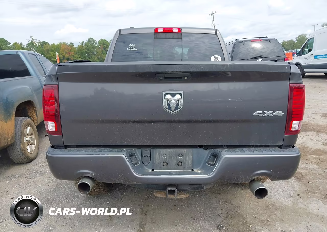 2016 Ram 1500 Sport VIN:1C6RR7MT5GS280837 - 16