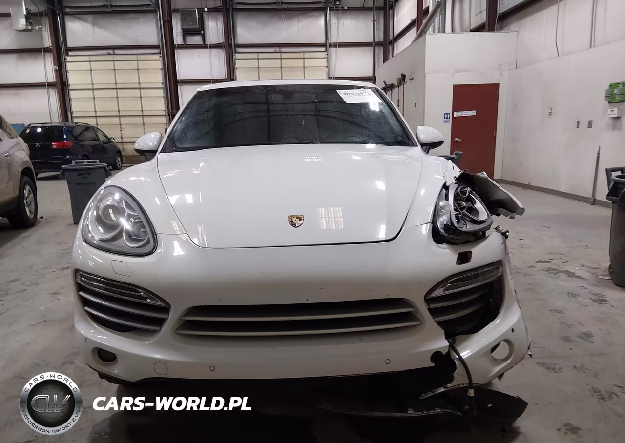 2014 Porsche Cayenne Platinum Edition VIN:WP1AA2A24ELA07213 - 12