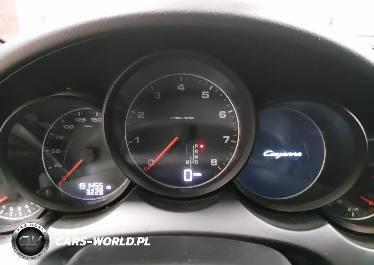 2014 Porsche Cayenne Platinum Edition VIN:WP1AA2A24ELA07213 - 7