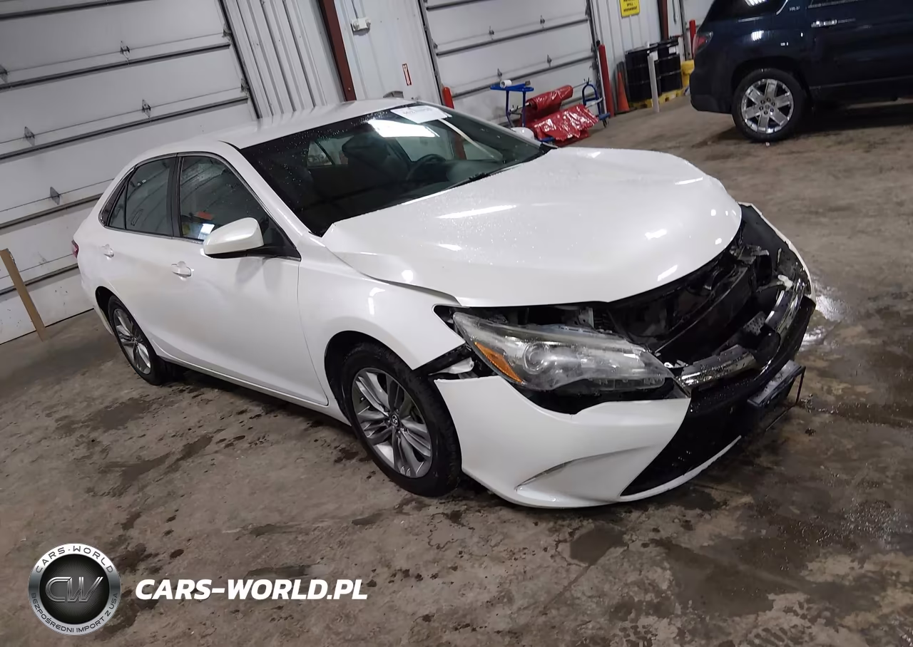 2016 Toyota Camry Se – zdjęcie 1 z 17