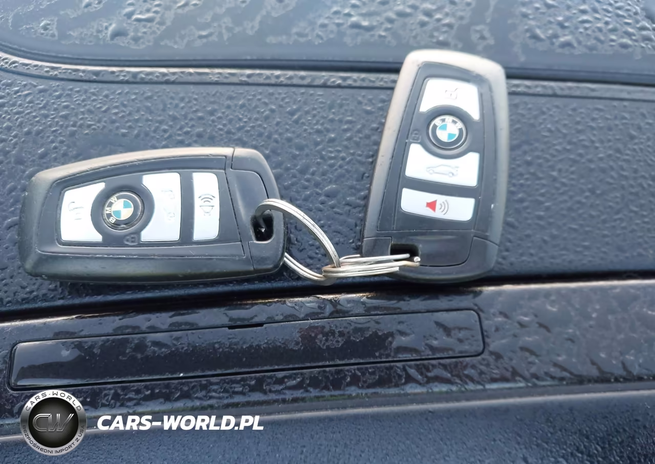 2012 BMW 535I VIN:WBAFR7C57CC808877 - 11