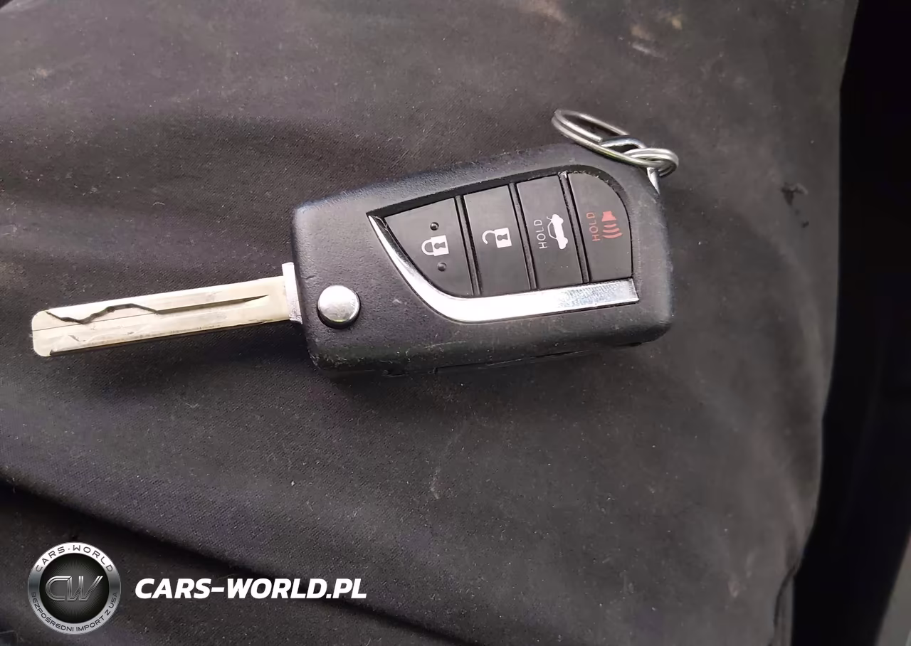 2025 Toyota Corolla Le VIN:5YFB4MDE2SP230268 - 11