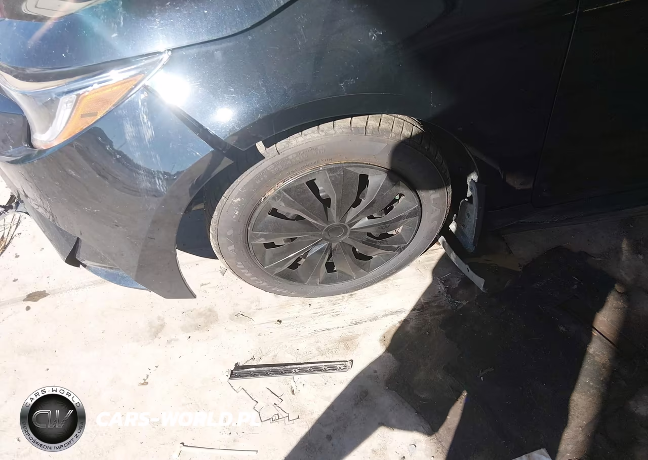 2025 Toyota Corolla Le VIN:5YFB4MDE2SP230268 - 19