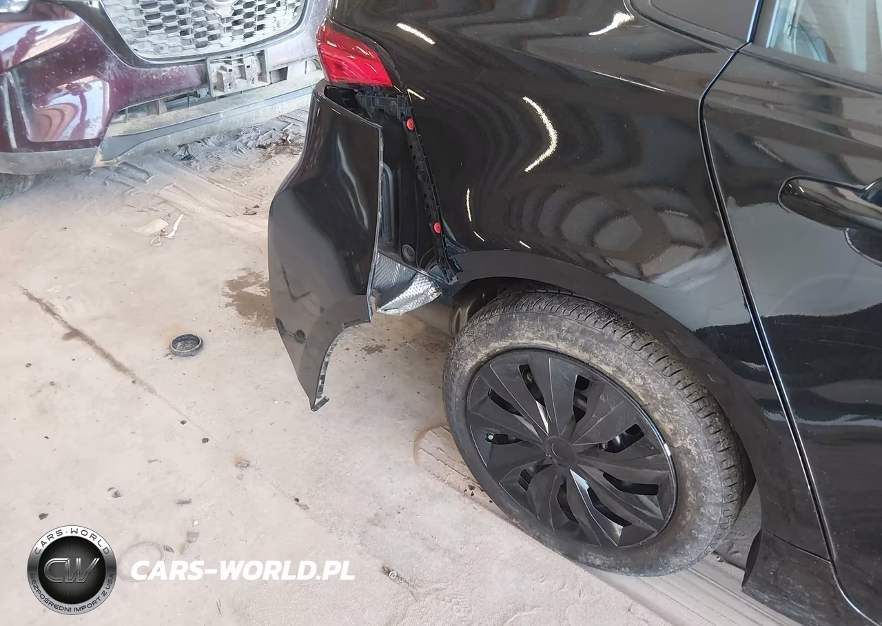 2025 Toyota Corolla Le VIN:5YFB4MDE2SP230268 - 21