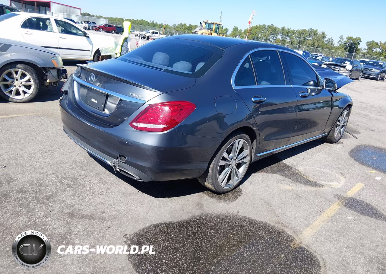 2015 Mercedes-Benz C 300 VIN:55SWF4JBXFU078696 - 4