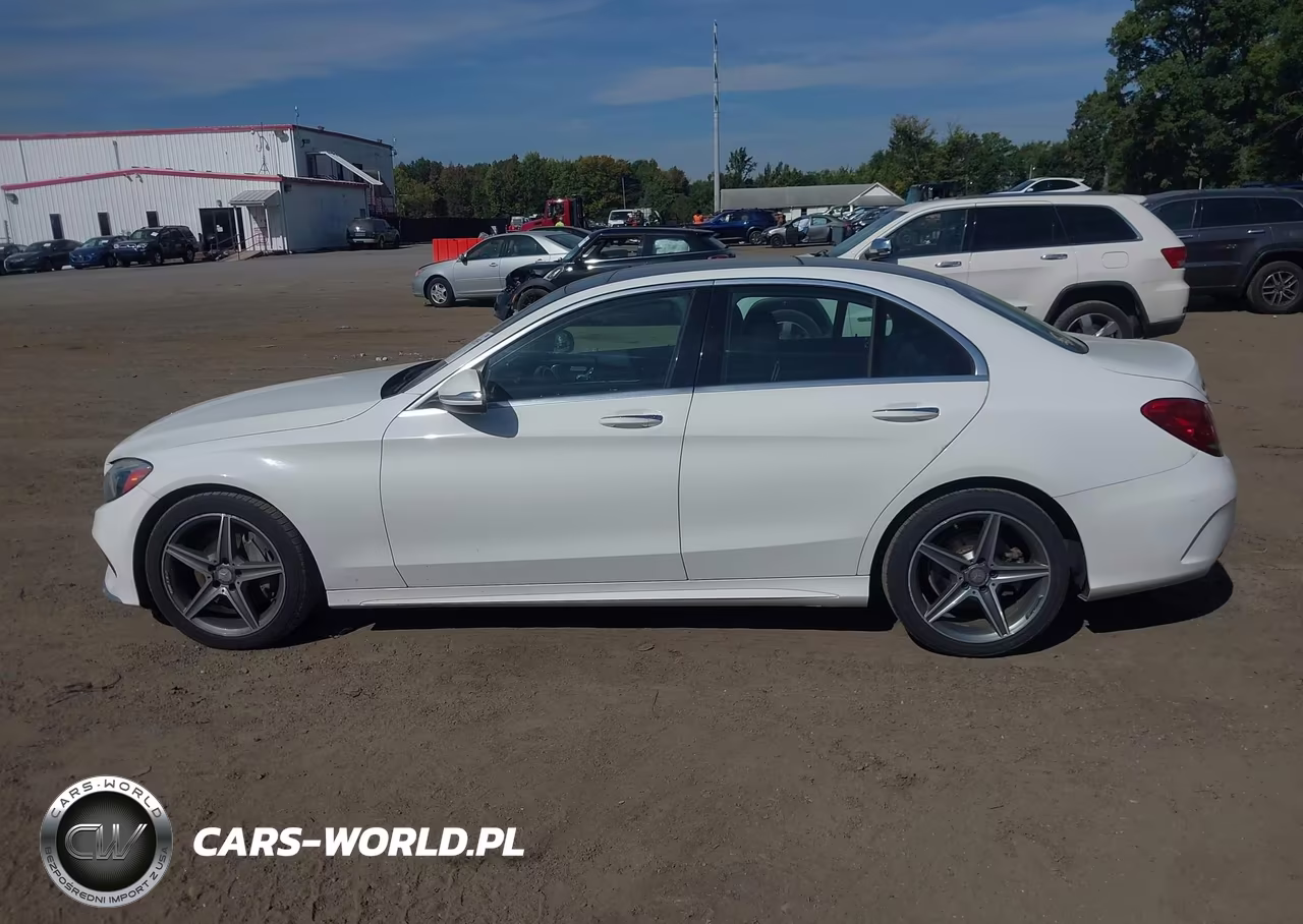 2015 Mercedes-Benz C 300 Sport 4Matic VIN:55SWF4KB6FU007896 - 14
