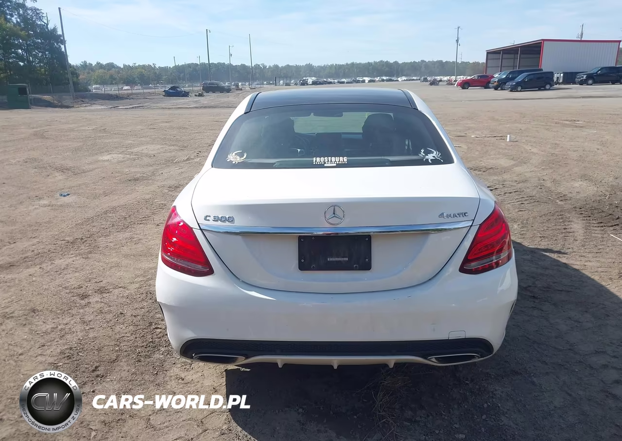 2015 Mercedes-Benz C 300 Sport 4Matic VIN:55SWF4KB6FU007896 - 16