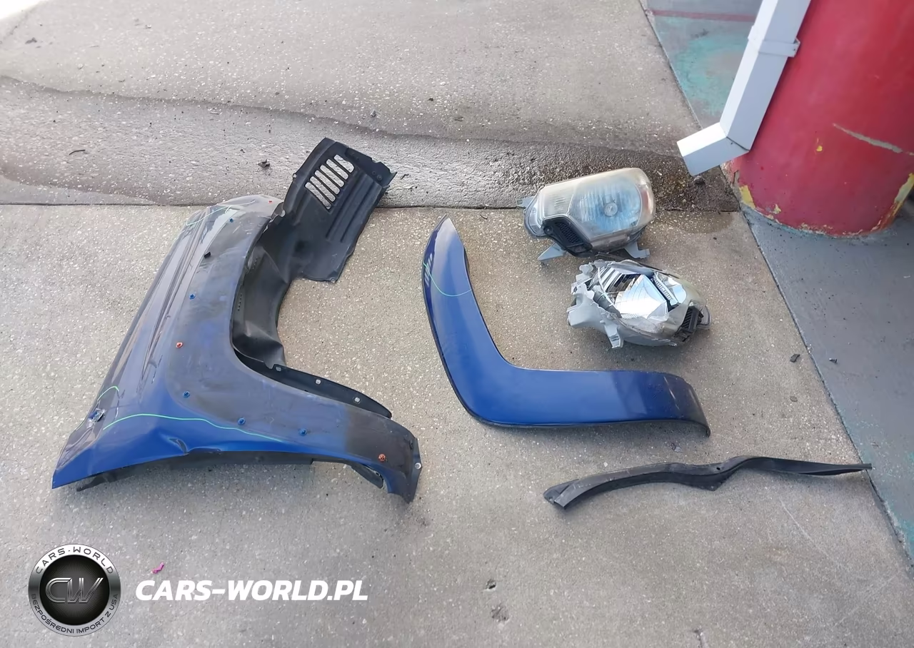 2015 Toyota Tacoma Prerunner V6 VIN:5TFJU4GNXFX084510 - 12