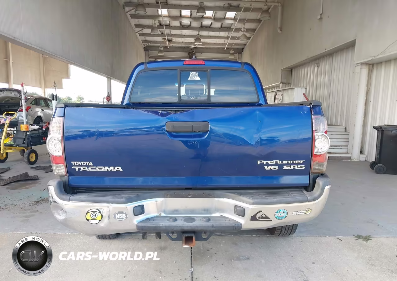 2015 Toyota Tacoma Prerunner V6 VIN:5TFJU4GNXFX084510 - 17