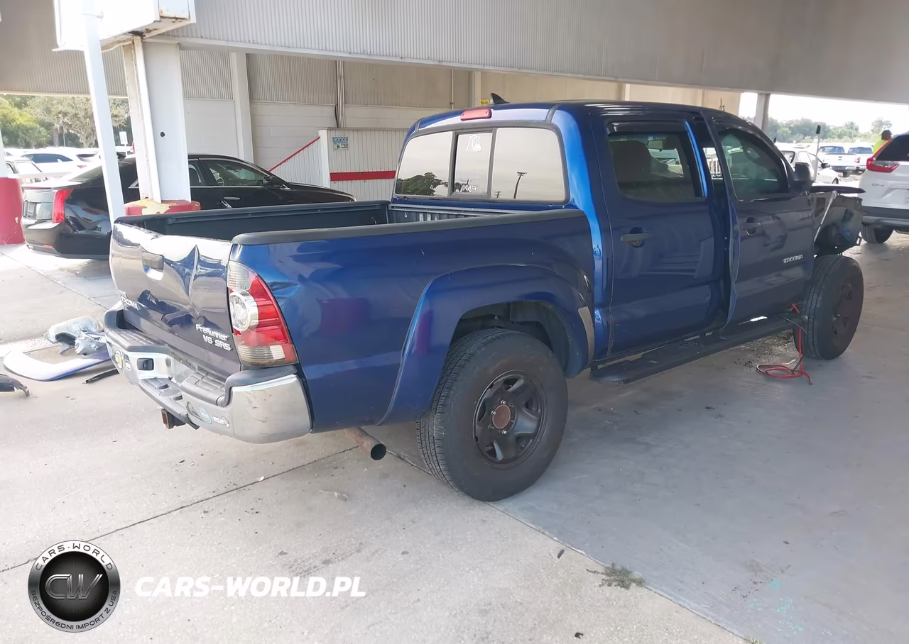 2015 Toyota Tacoma Prerunner V6 VIN:5TFJU4GNXFX084510 - 4