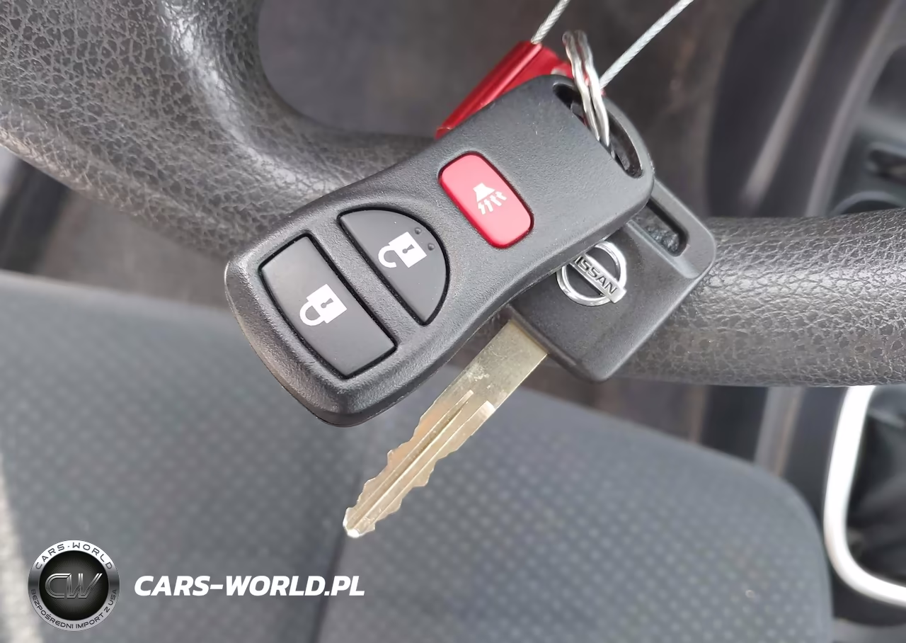 2010 Nissan Versa 1.8S VIN:3N1BC1CP4AL436551 - 11