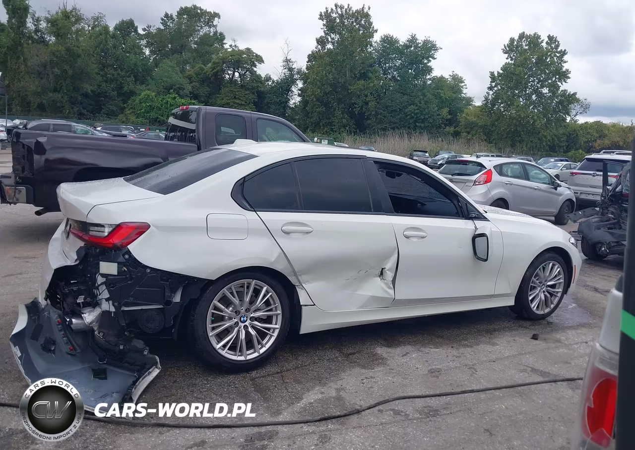 2023 BMW 330I xDrive VIN:3MW89FF02P8D38886 - 13