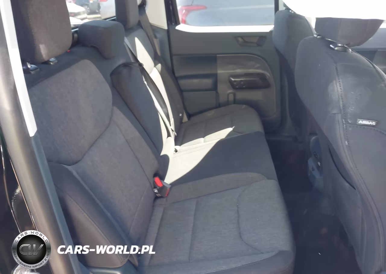 2025 Ford Maverick Xlt VIN:3FTTW8JA1SRB06087 - 8