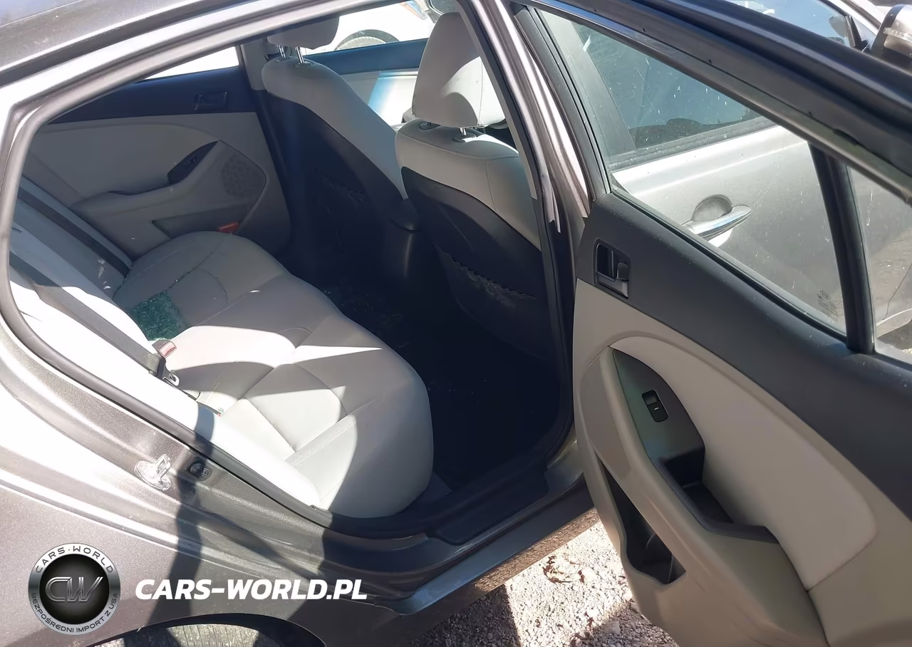 2013 Kia Optima Lx VIN:5XXGM4A70DG161670 - 8