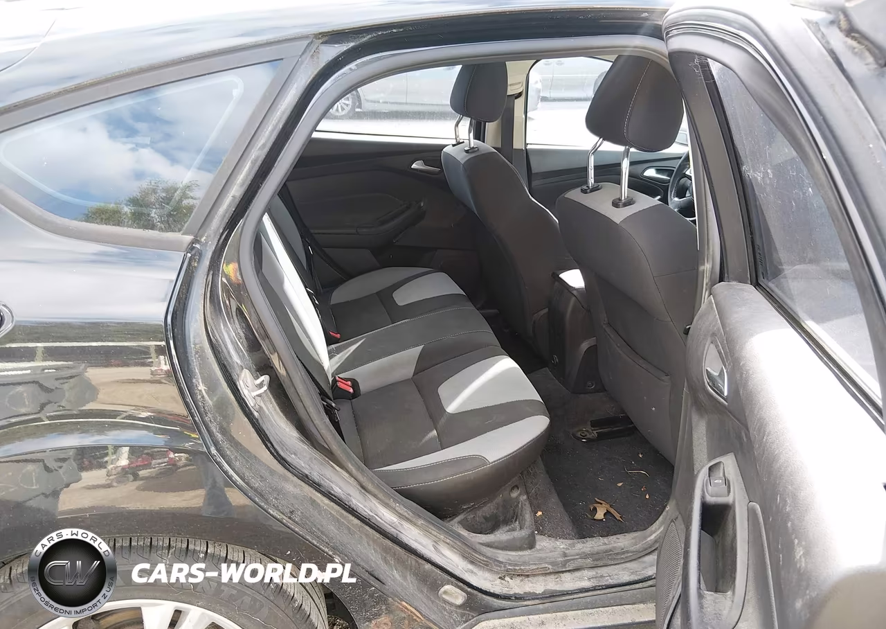2012 Ford Focus Se VIN:1FAHP3K28CL304457 - 8