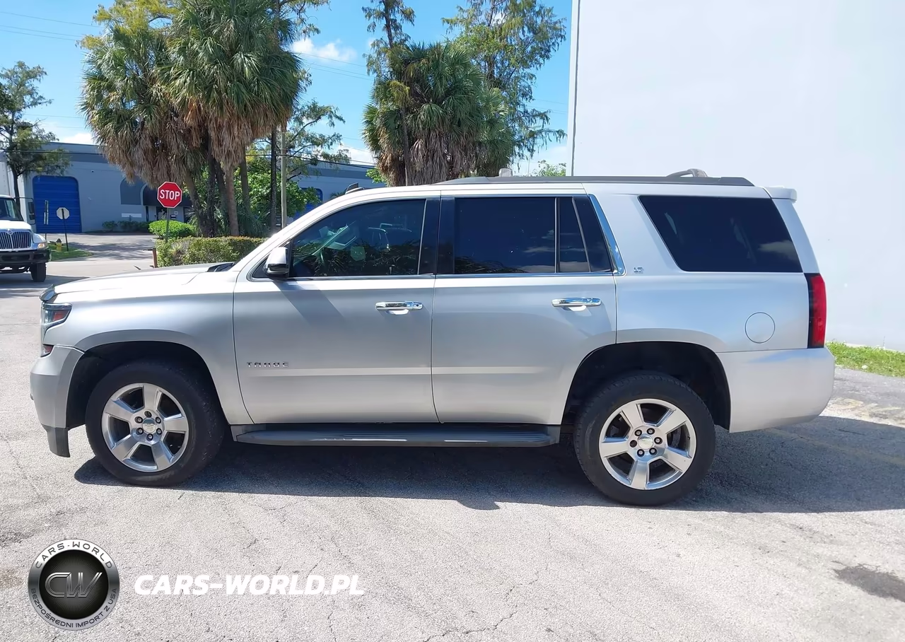 2015 Chevrolet Tahoe Lt VIN:1GNSKBKC6FR228084 - 14