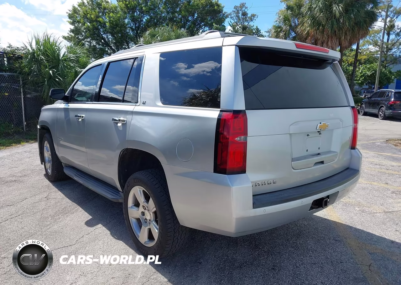 2015 Chevrolet Tahoe Lt VIN:1GNSKBKC6FR228084 - 3