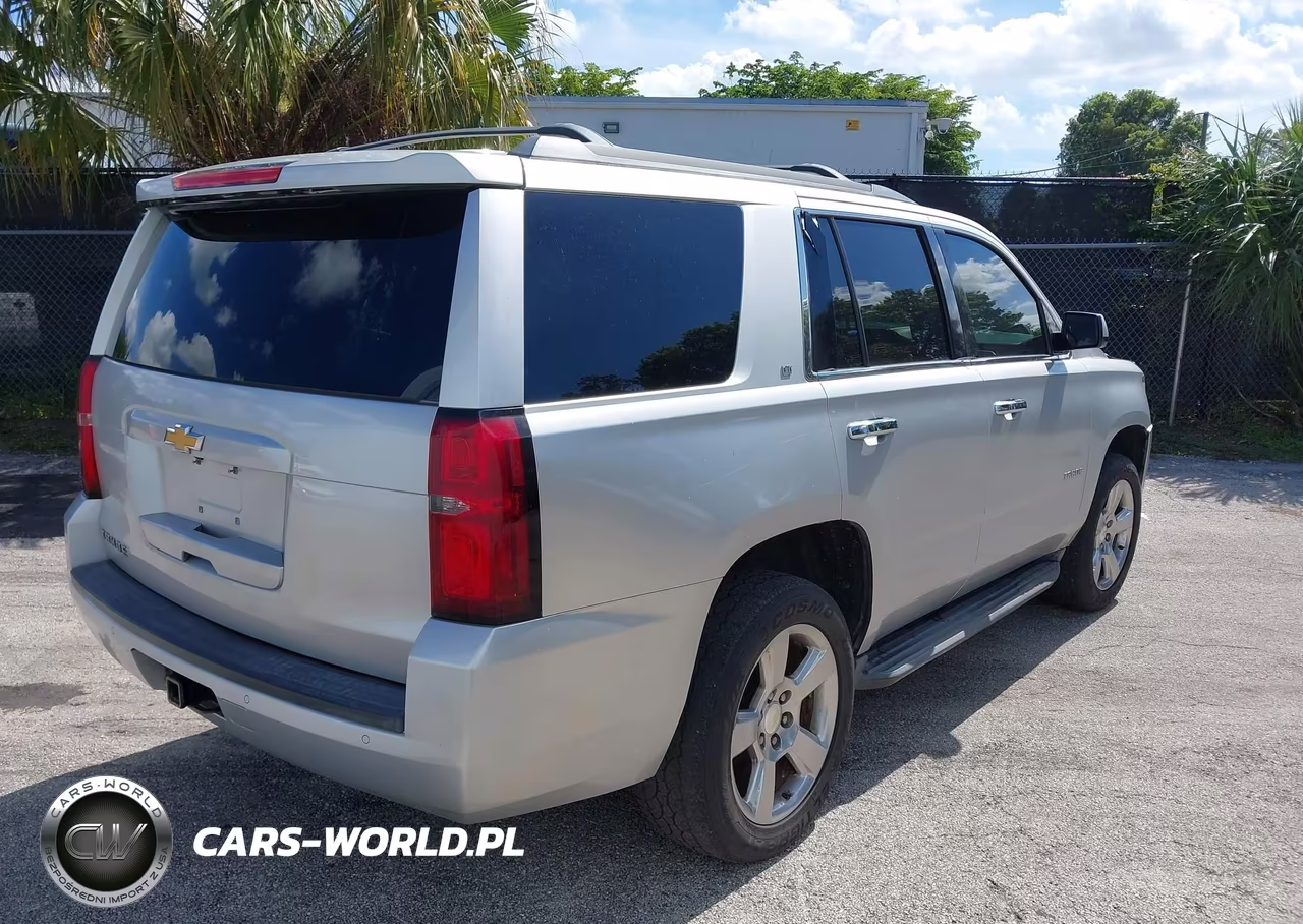 2015 Chevrolet Tahoe Lt VIN:1GNSKBKC6FR228084 - 4