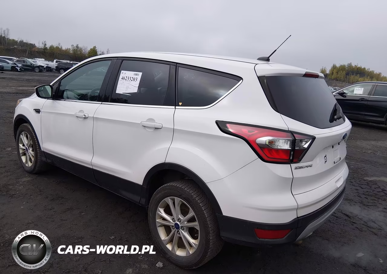 2017 Ford Escape Se VIN:1FMCU9GD2HUC41038 - 3