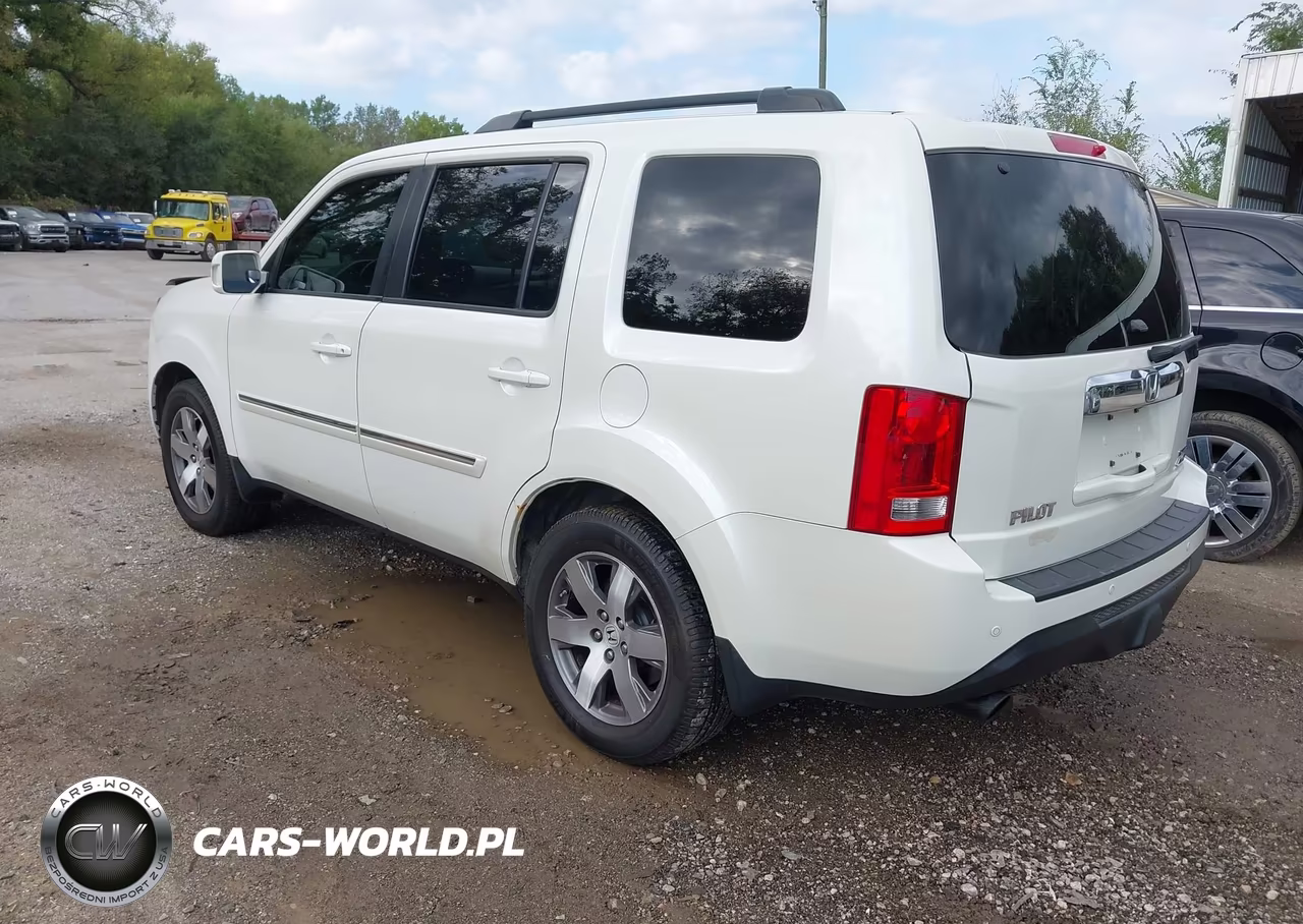 2014 Honda Pilot Touring VIN:5FNYF4H92EB027348 - 3