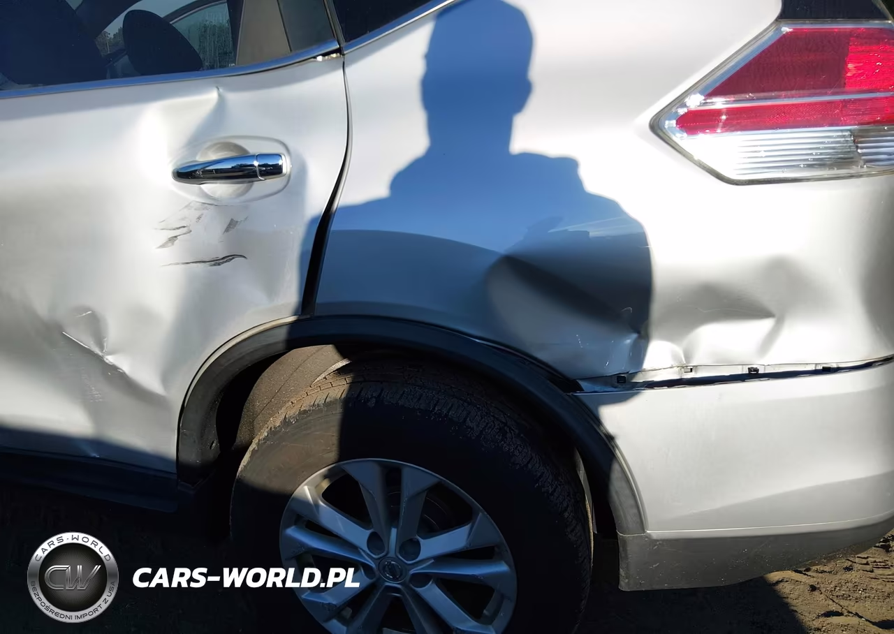 2015 Nissan Rogue Sv VIN:KNMAT2MV0FP586549 - 6