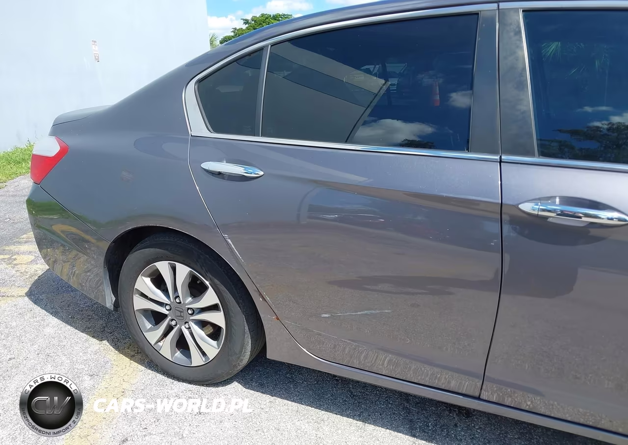 2014 Honda Accord Lx VIN:1HGCR2E33EA172947 - 17