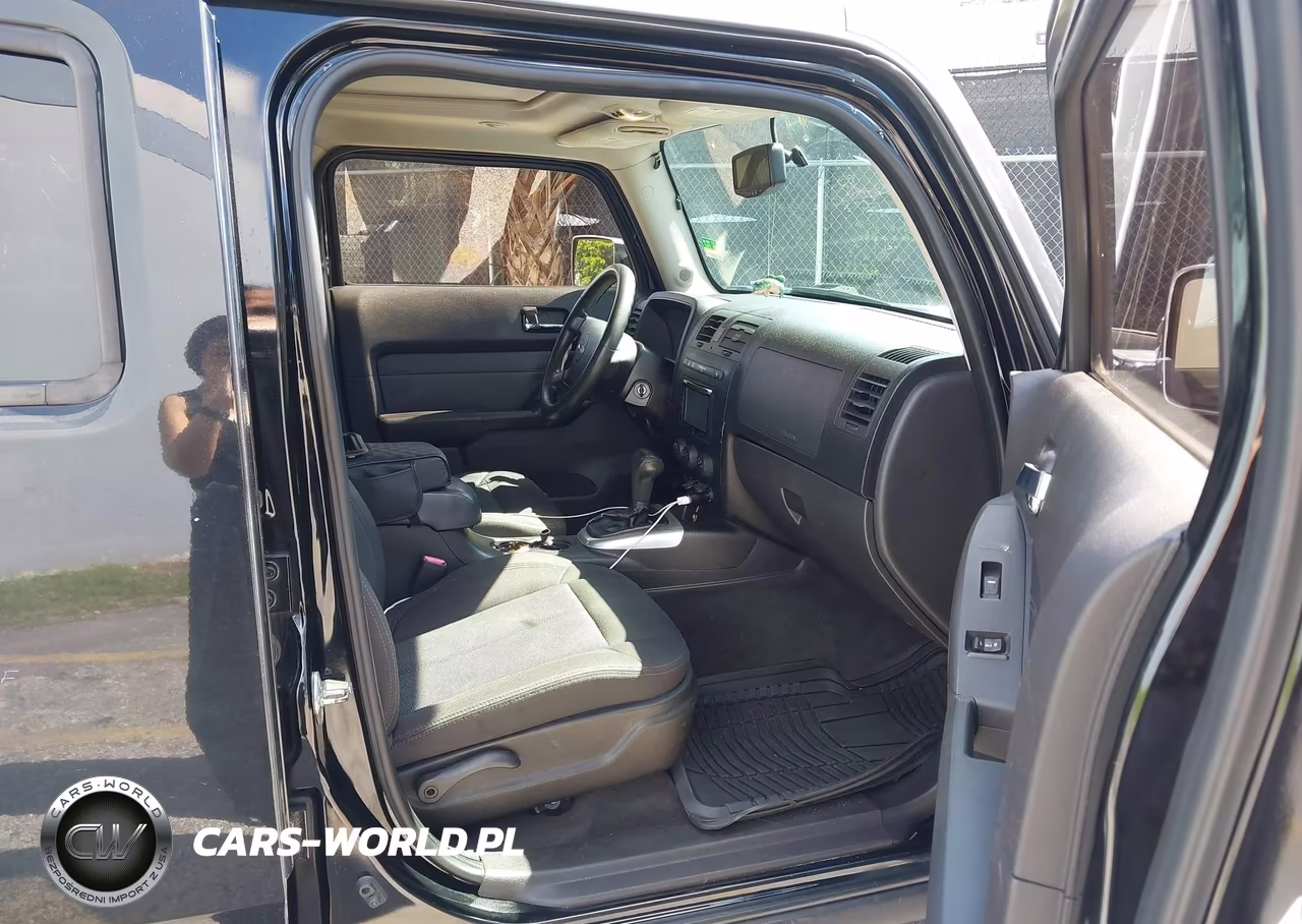 2010 Hummer H3T Crew Cab VIN:5GNRNGEE3A8118990 - 5