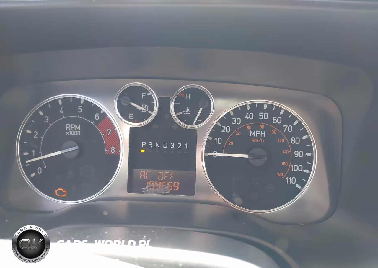 2010 Hummer H3T Crew Cab VIN:5GNRNGEE3A8118990 - 7