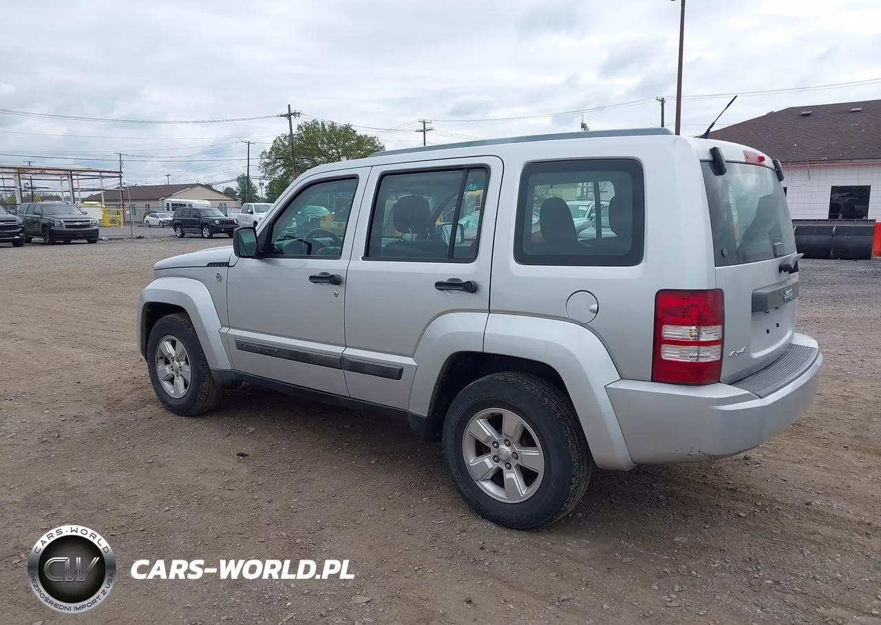2012 Jeep Liberty Sport VIN:1C4PJMAK6CW118090 - 3
