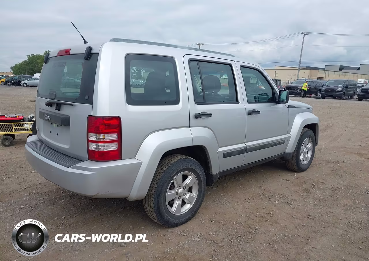 2012 Jeep Liberty Sport VIN:1C4PJMAK6CW118090 - 4