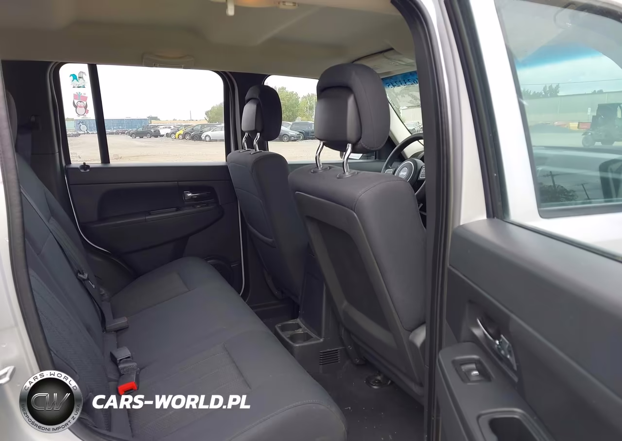2012 Jeep Liberty Sport VIN:1C4PJMAK6CW118090 - 8