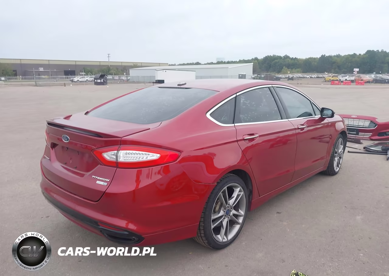 2015 Ford Fusion Titanium VIN:3FA6P0D95FR290846 - 4