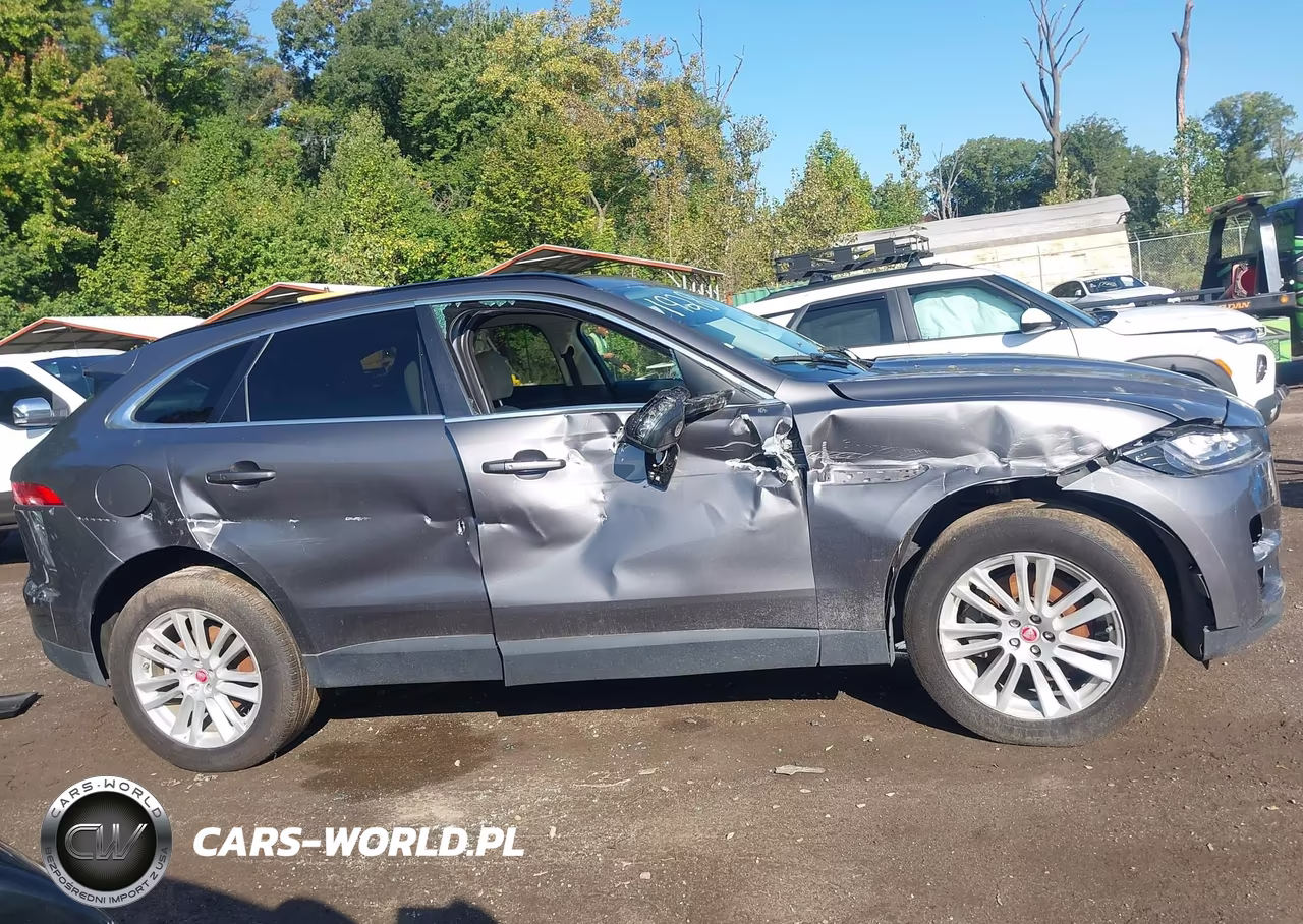 2017 Jaguar F-Pace 35T Prestige VIN:SADCK2BV8HA091928 - 13