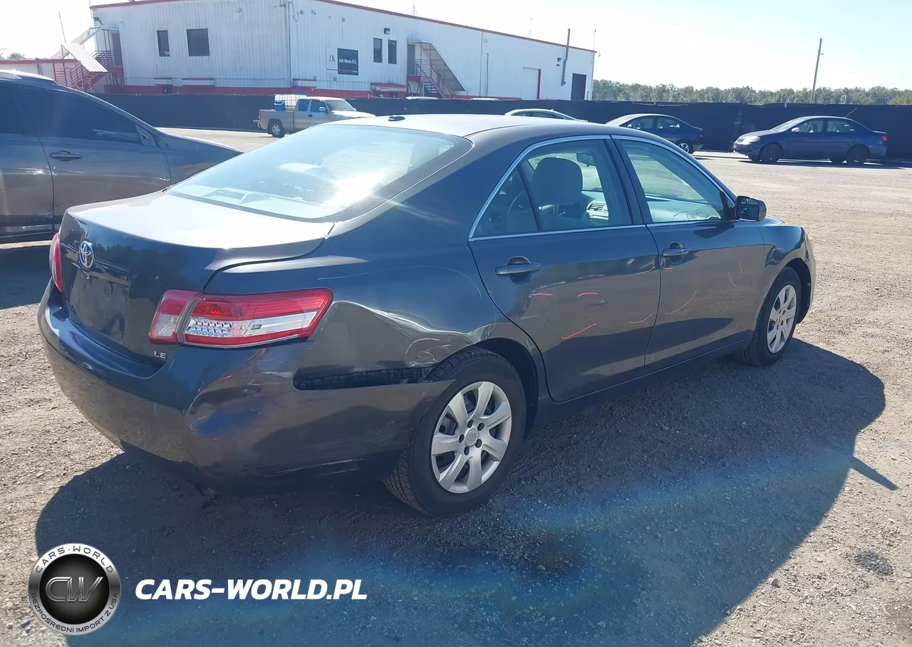2011 Toyota Camry Le VIN:4T1BF3EK1BU121128 - 4
