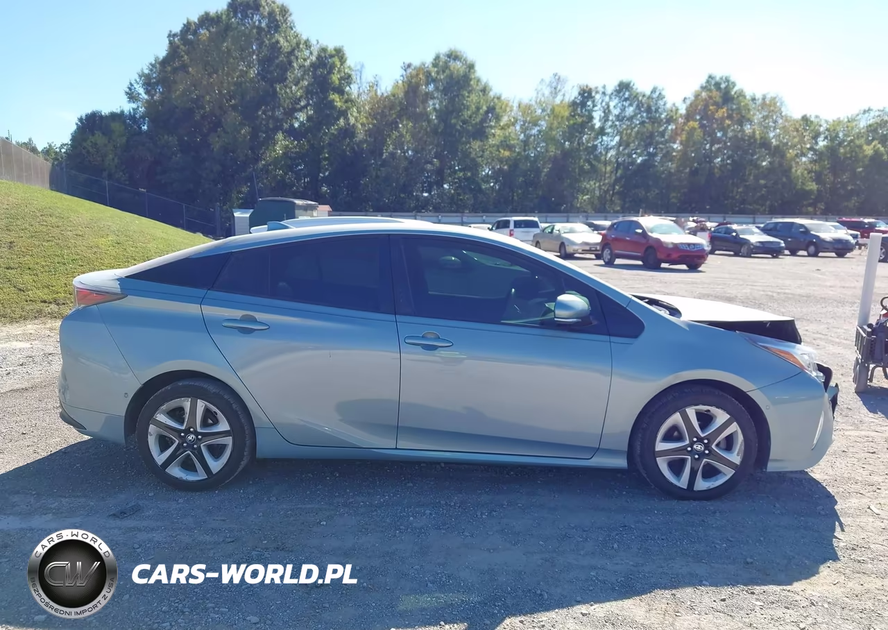2017 Toyota Prius Three Touring VIN:JTDKARFU8H3544633 - 13
