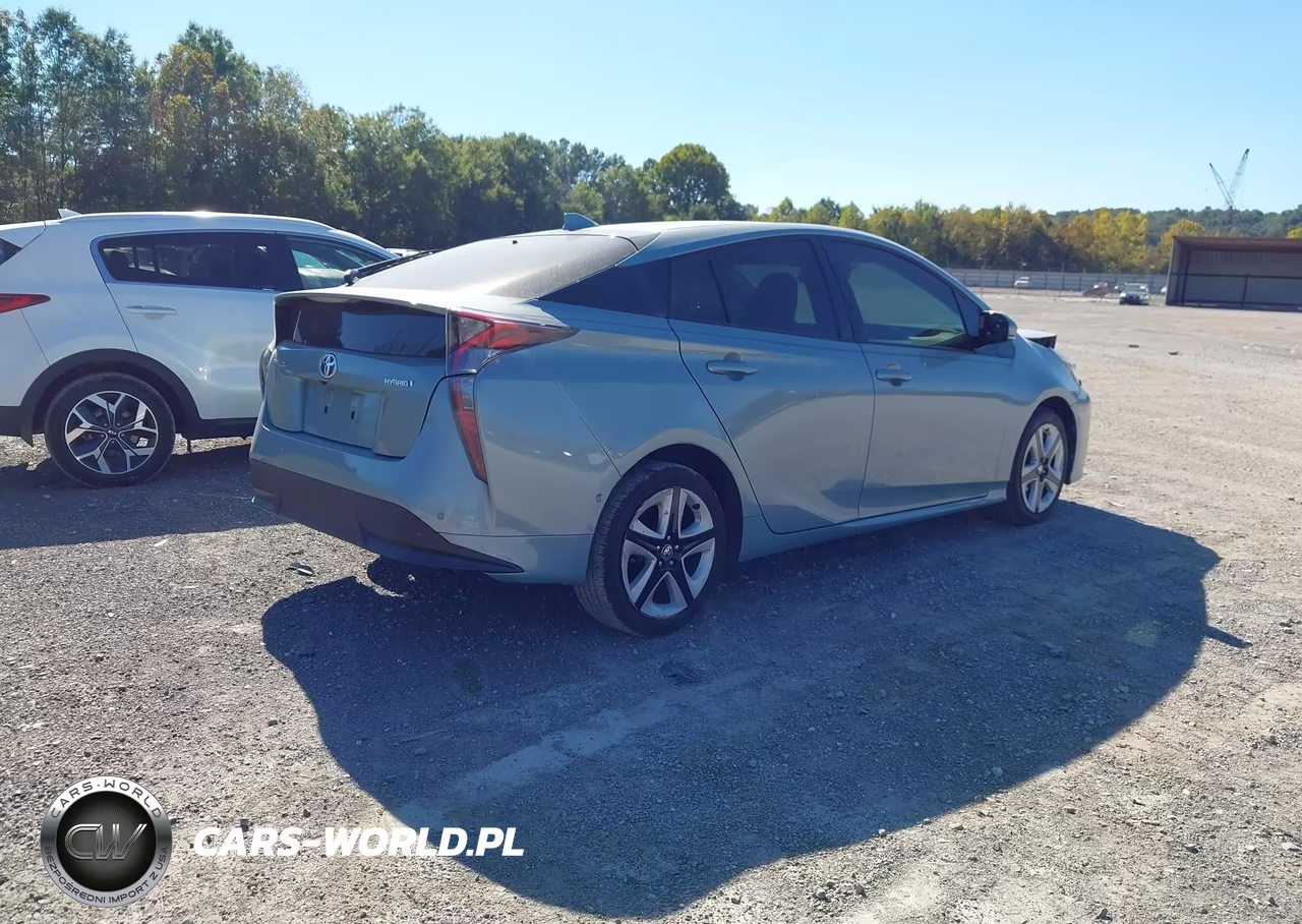 2017 Toyota Prius Three Touring VIN:JTDKARFU8H3544633 - 4