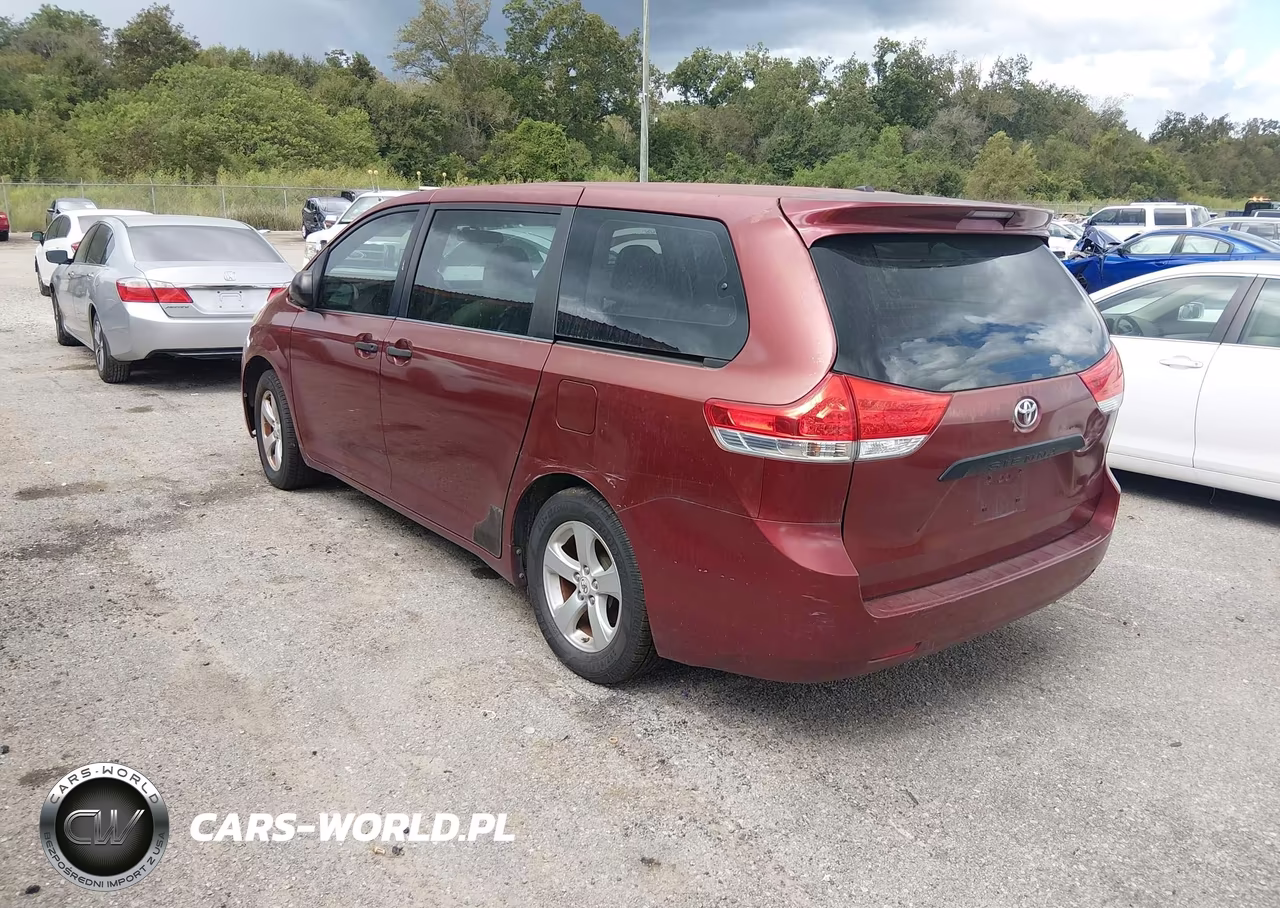 2012 Toyota Sienna Base 7 Passenger VIN:5TDKA3DC9CS013052 - 3