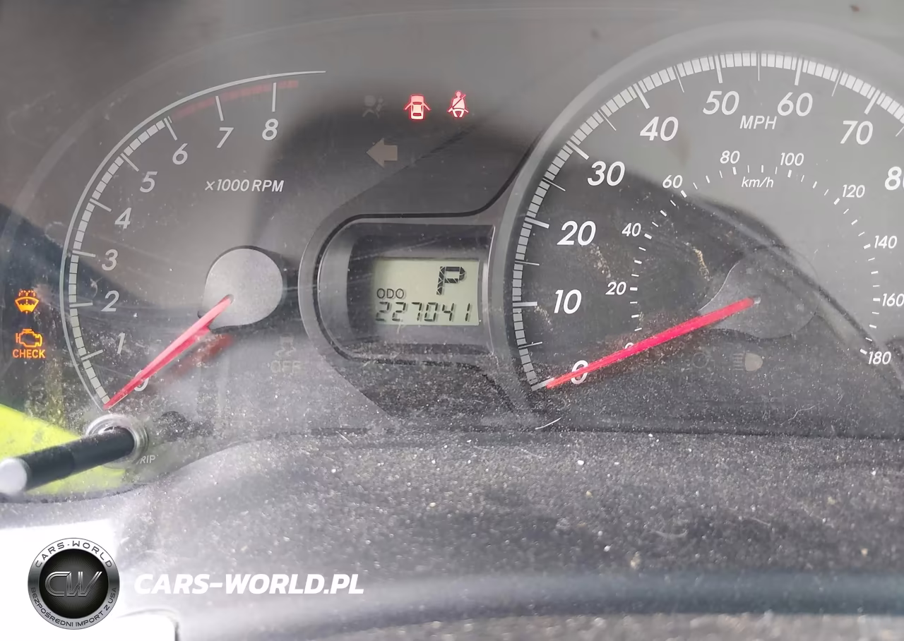 2012 Toyota Sienna Base 7 Passenger VIN:5TDKA3DC9CS013052 - 7