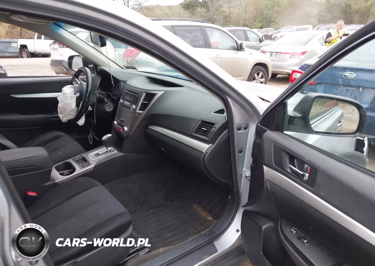 2013 Subaru Outback 2.5I Premium VIN:4S4BRBGC3D3314056 - 5